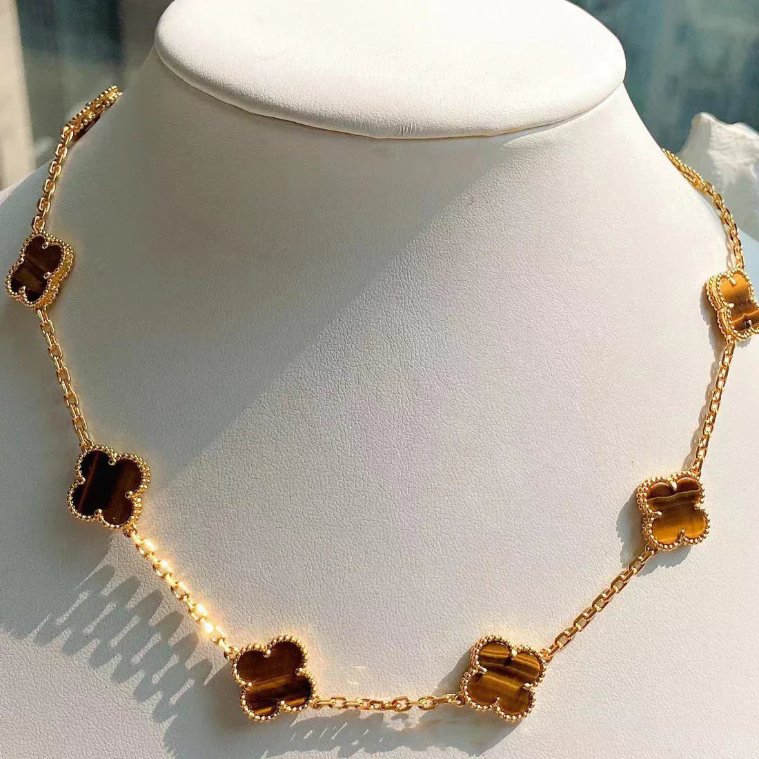 CLOVER | 10 Motif Tiger Necklace