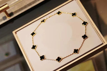 CLOVER | 10 Motivational Black Necklace